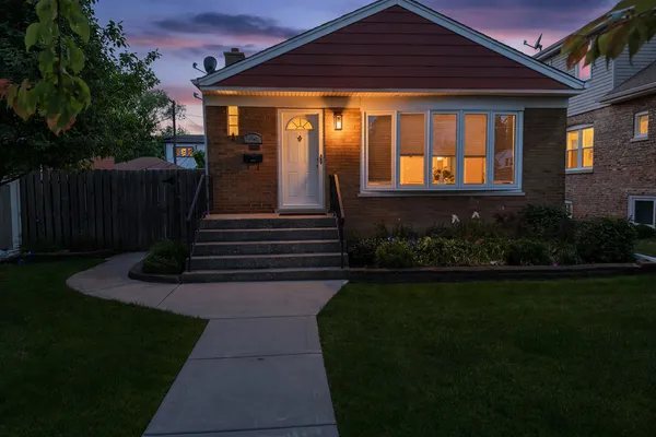 3442 PRAIRIE AVE