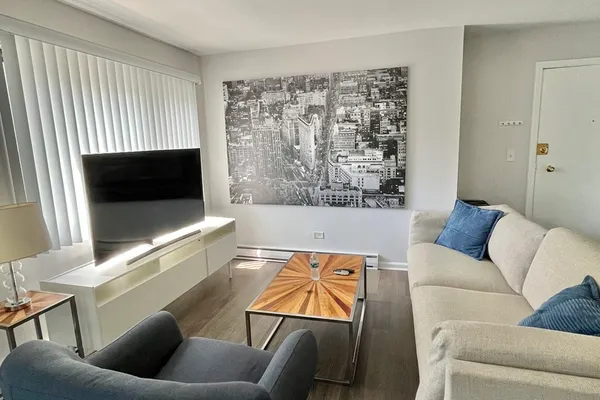 310 LATHROP AVE 401