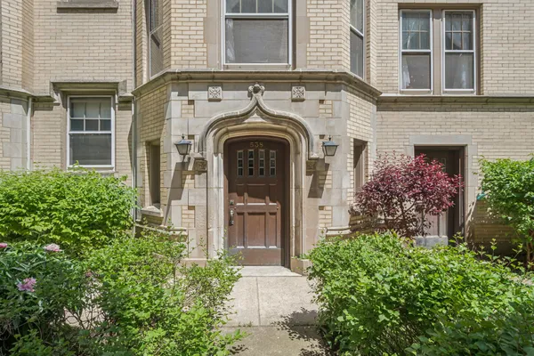 538 MICHIGAN AVE 3F