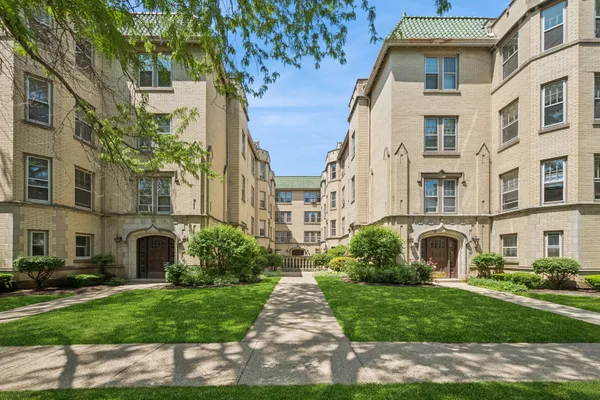 538 MICHIGAN AVE 3F
