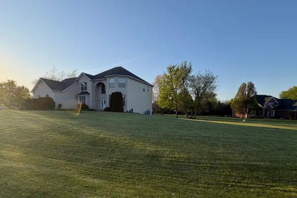 15N805 PHEASANT FIELD LN