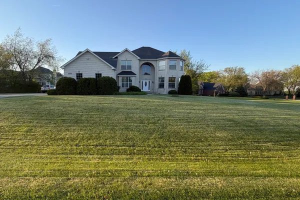 15N805 PHEASANT FIELD LN
