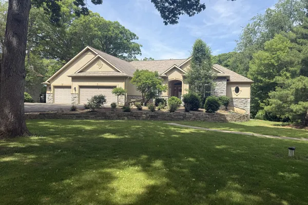 10605 RED HAWK LN