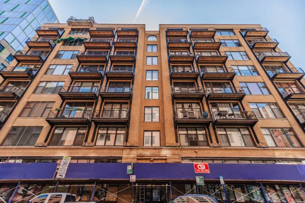 625 W JACKSON BLVD 212