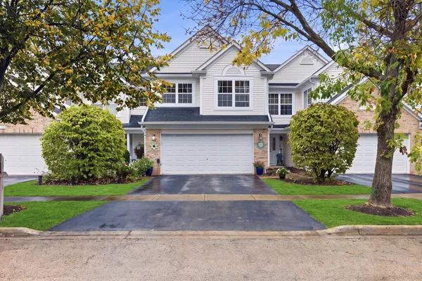 1005 TARA LN 1005