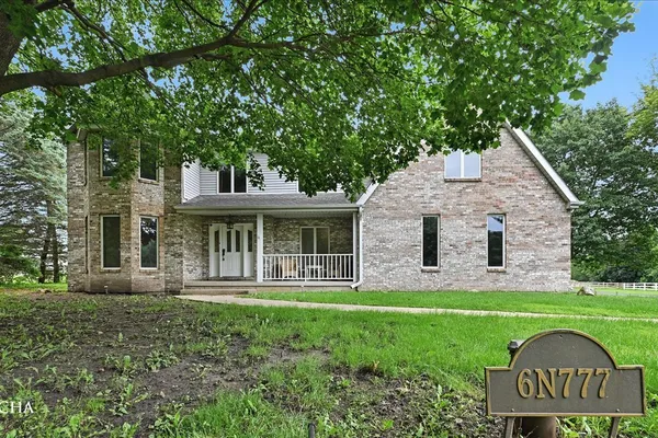 6N777 PALOMINO DR