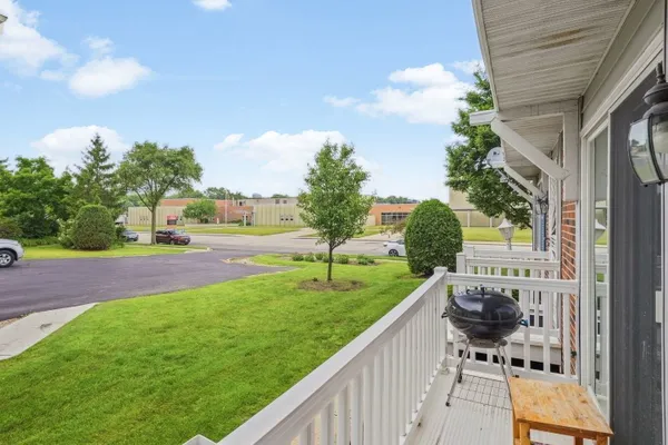 306 MILTON CT B