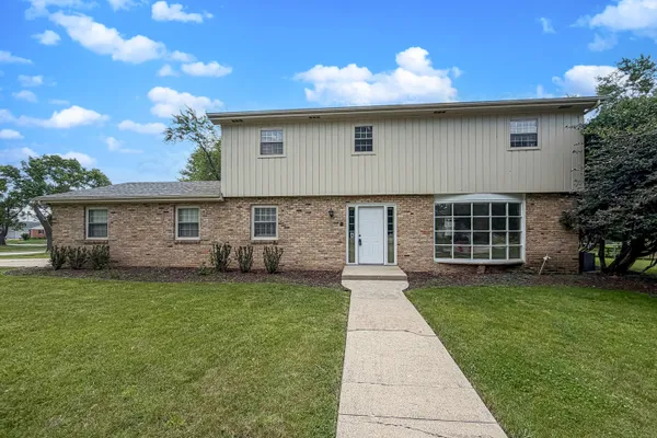 3306 COVENTRY CT