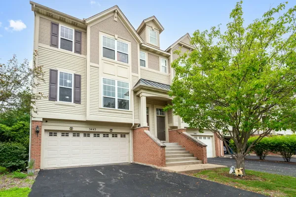3443 BRADBURY CIR
