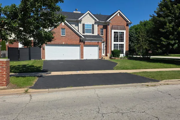 101 N SPRUCE AVE