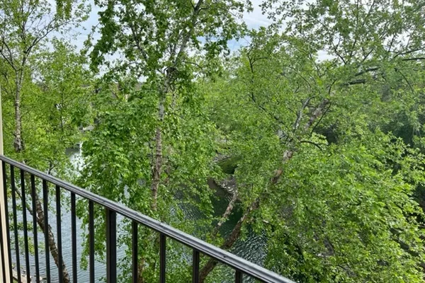 183 N WATERS EDGE DR 301