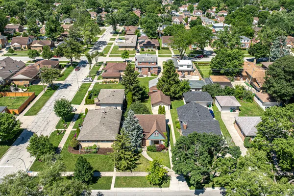 1952 MANCHESTER AVE