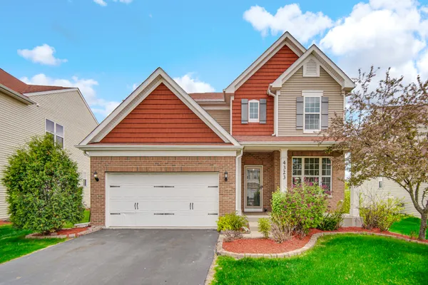 4323 FRASER CIR