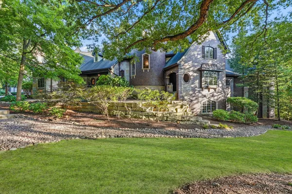 501 CHATFIELD RD