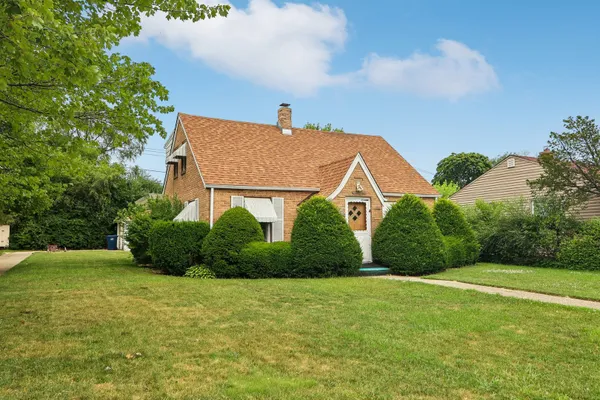 2218 PEARSALL PKWY