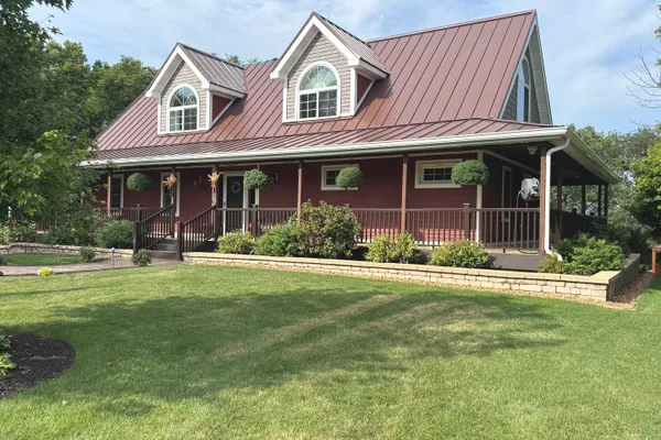 2220 SUNSET VIEW LN