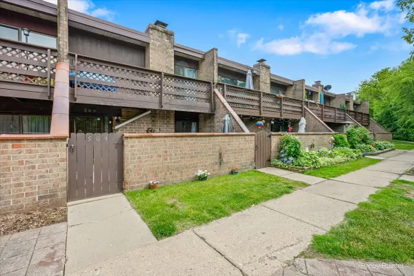 509 KENNETH CIR