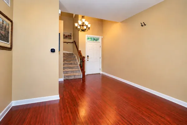 446 BAY TREE CT 446