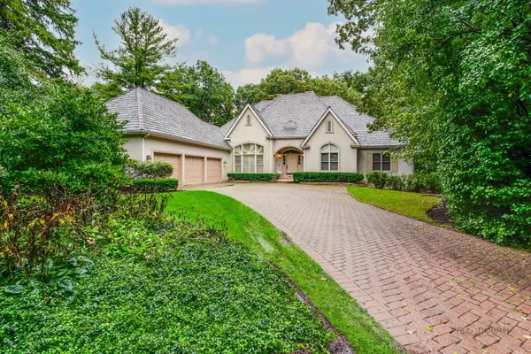 1 BRIARWOOD LN