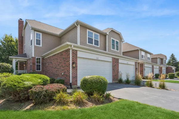 135 TANGLEWOOD DR