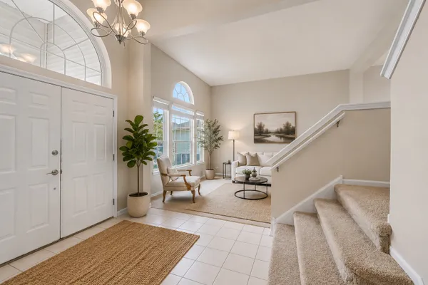 5450 ALEXANDRIA DR