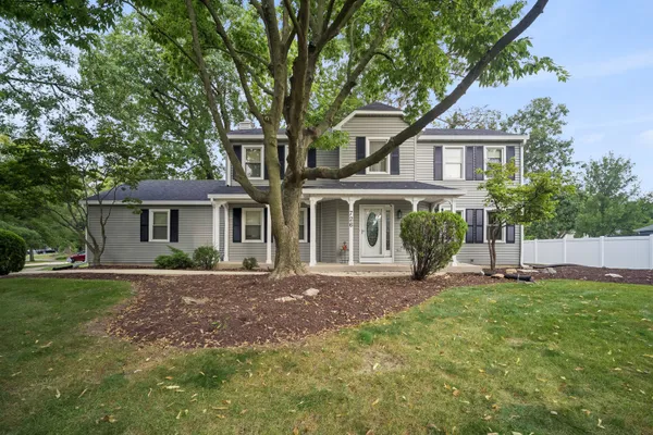 726 DORCHESTER DR