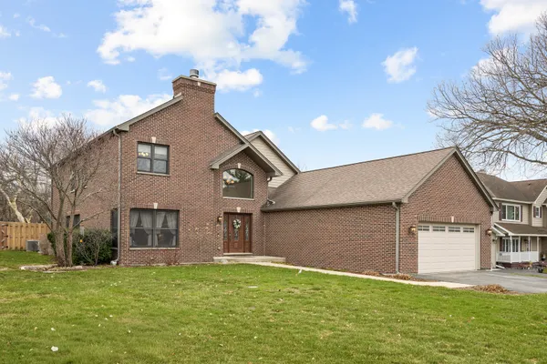 23W531 WALNUT ST