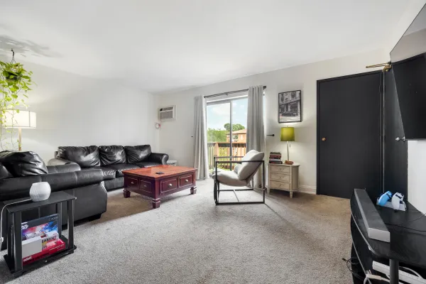 1110 CEDAR ST 3B