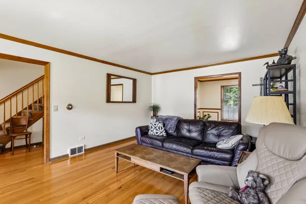 328 EASTERN AVE