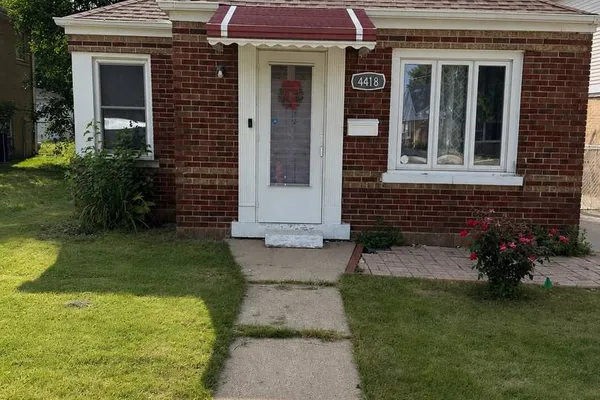 4418 MADISON AVE