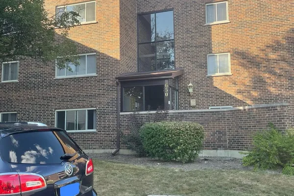 650 PERRIE DR 304