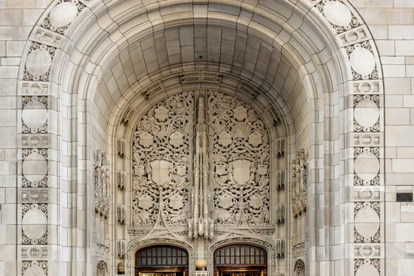 435 N MICHIGAN AVE 812