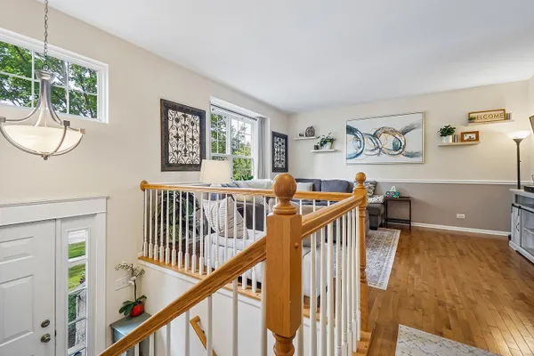 1628 EDINBURGH DR 100-2