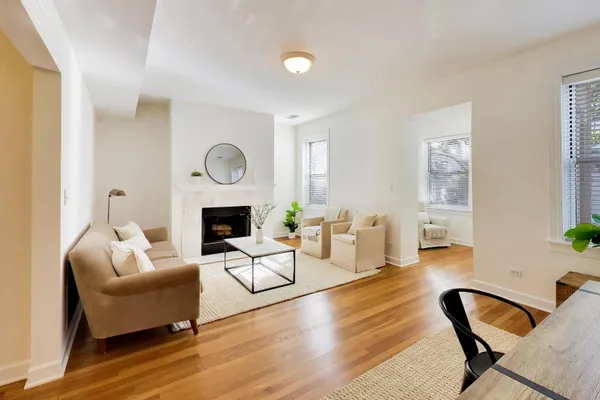 1507 MAPLE AVE 1
