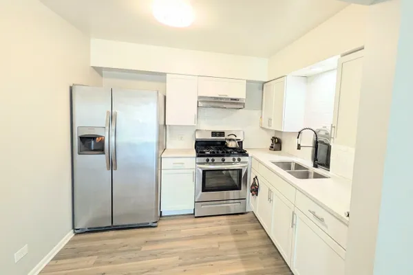 1243 BROWN ST 2G