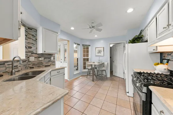 314 CIMARRON RD