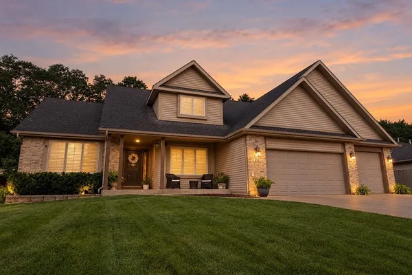 230 ENGLISH LN