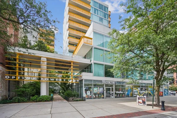 1580 SHERMAN AVE 08