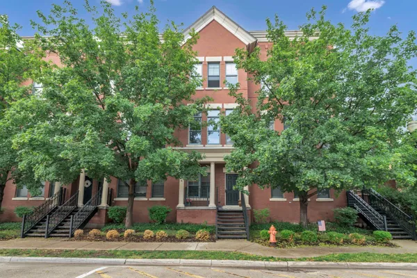 161 S GROVE AVE