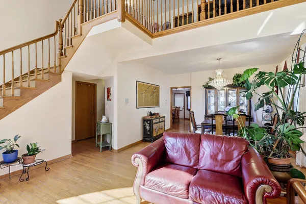 1140 CRYSTAL AVE