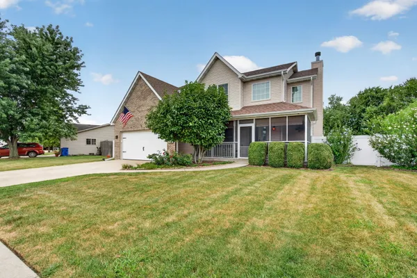 706 COUNTRY SQUIRE CT