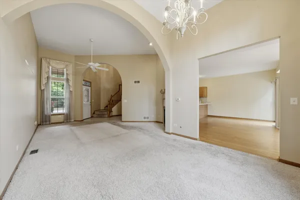 11242 PIN OAK CIR