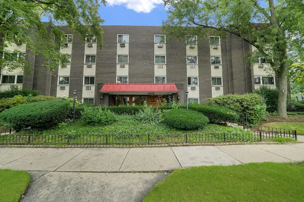 10015 BEVERLY DR 404