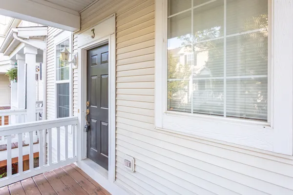 1484 CAMBRIA DR 3