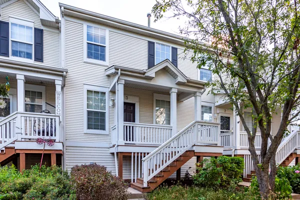 1484 CAMBRIA DR 3