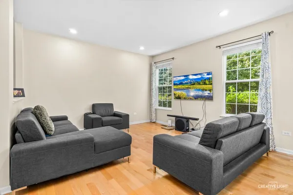 1209 JOHN HANCOCK DR