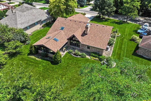 254 WOOD GLEN LN