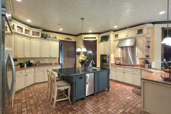 1930 TESSINGTON CT