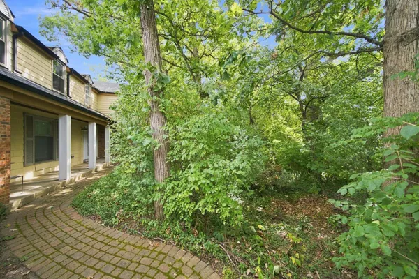 11 OLD TIMBER LN