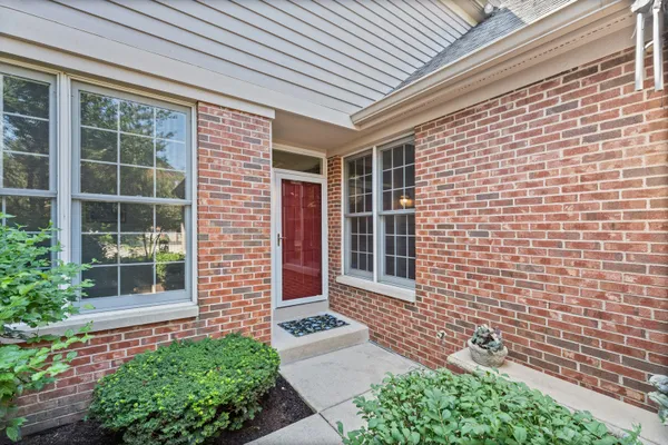 2112 WARRINGTON CT